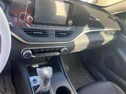 نیسان ئەلتیما